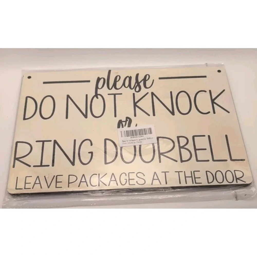 Please Do Not Knock. Leave Packages At The Door 12x8 Wooden Sign